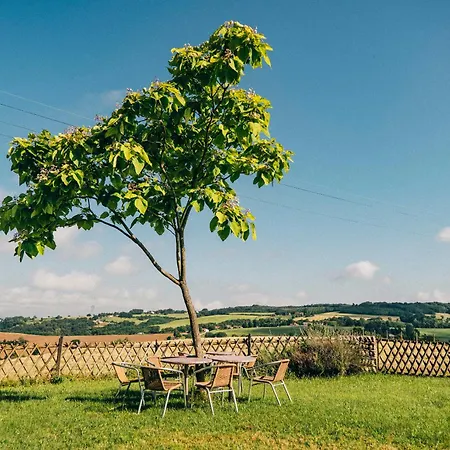 בית נופש Pause Sur La Colline