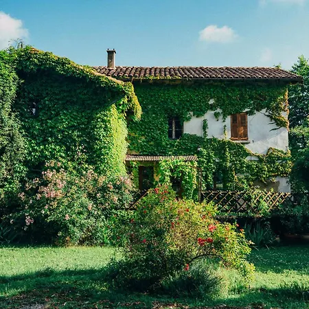 Pause Sur La Colline Holiday home Saint-Romain-de-Surieu