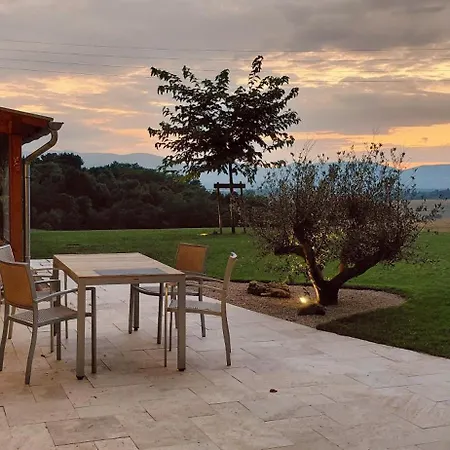 Casa vacanze Pause Sur La Colline Saint-Romain-de-Surieu