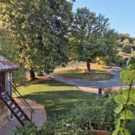 Holiday home Pause Sur La Colline *